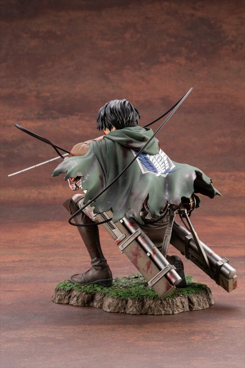 Attack on Titan - 1/7 Levi Fortitude Ver. ARTFX PVC Figure