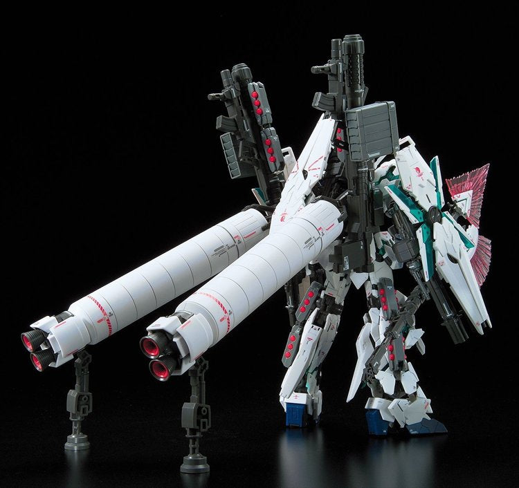 Gundam UC - 1/144 RG Full Armor Unicorn Gundam Model Kit