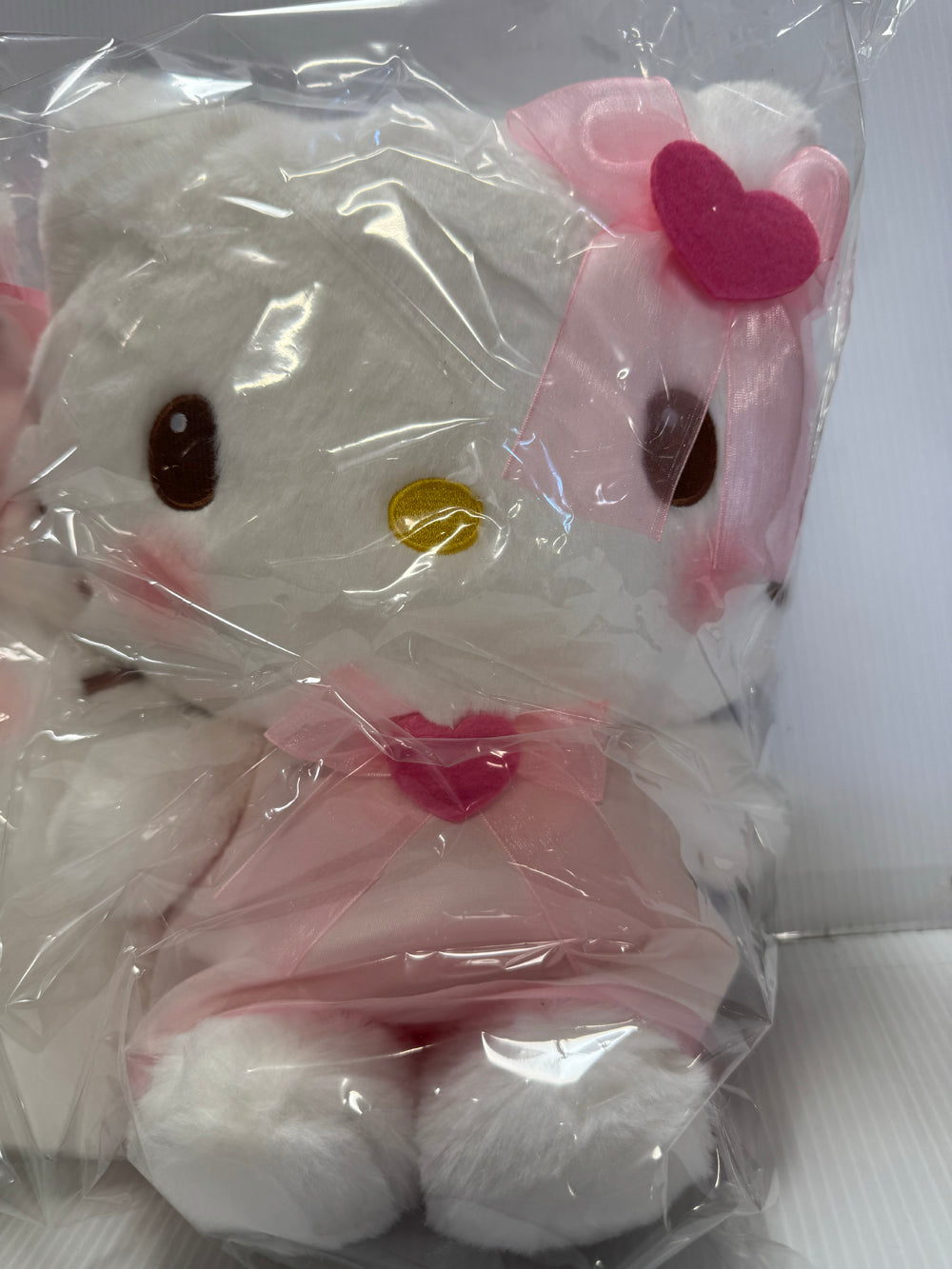 Sanrio - Hello Kitty 27cm Plush