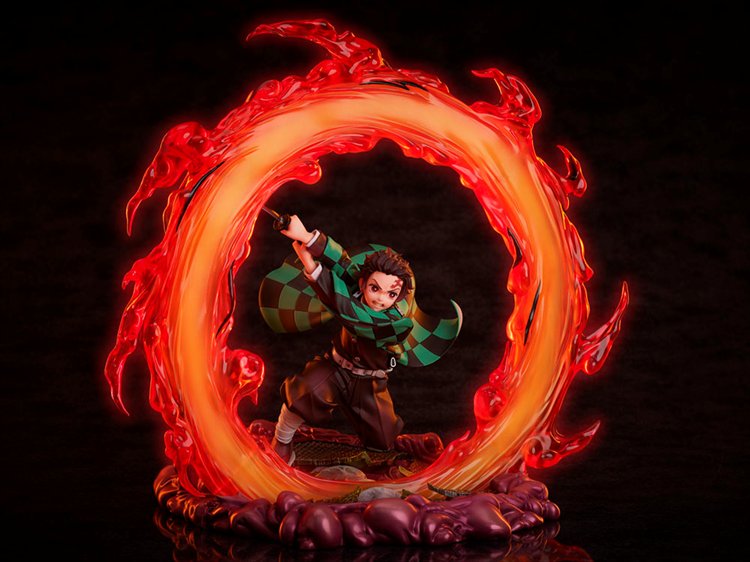 Demon Slayer - 1/8 Tanjiro Kamado Hinokami Kagura Ver. PVC Figure