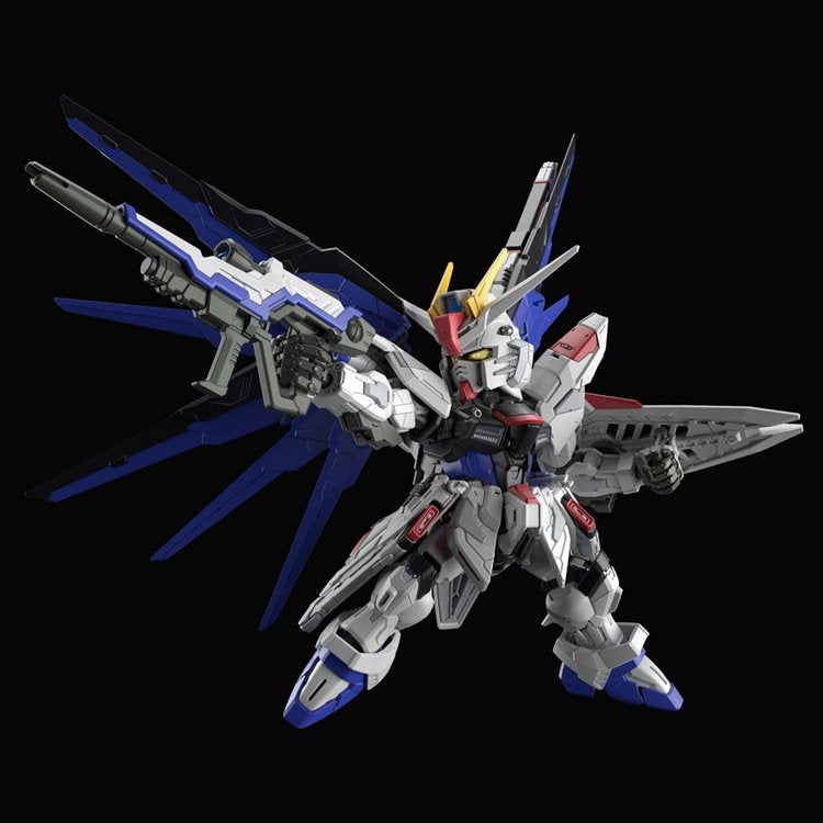 Gundam - SD Master Grade Freedom Gundam