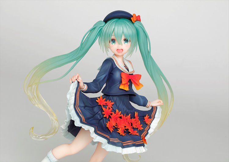 Vocaloid - Hatsune Miku 3rd Season Autumn Ver. Prize Figure