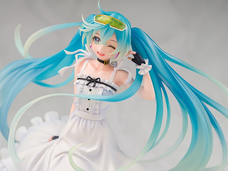 Vocaloid - 1/7 Racing Miku 2021 Vacation Style Ver. Figure