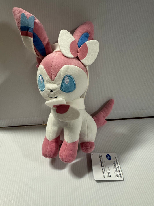 Pokemon - Sylveon 18cm Plush
