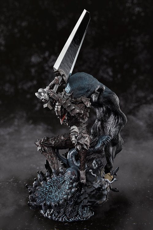 Berserk - Guts Berserker Armor Ver. Touche Metallique Figuarts ZERO