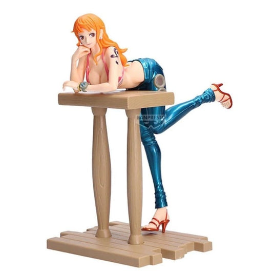 One Piece - Nami Grandline Journey Special Prize Figure