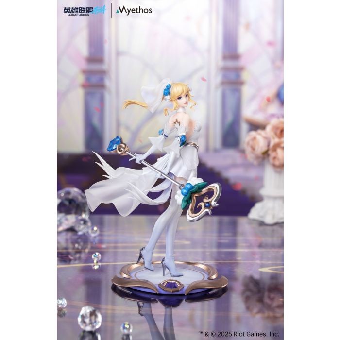 League of Legends Wild Rift - Crystal Rose Lux