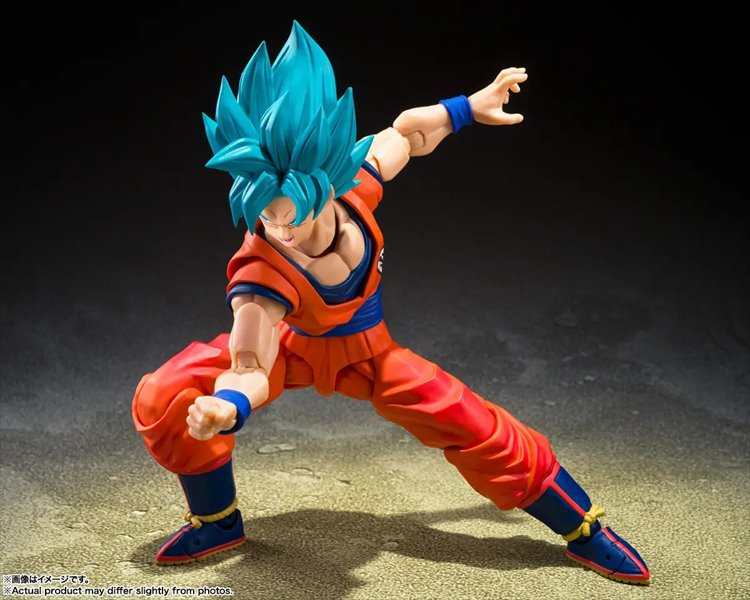 Dragon Ball Super - Son Goku Super Saiyan God Blue Power Transcending Limits S.H.Figuarts