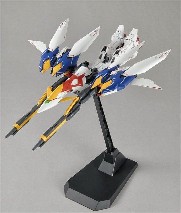 Gundam Wing - 1/100 MG Wing Gundam Proto Zero Model Kit