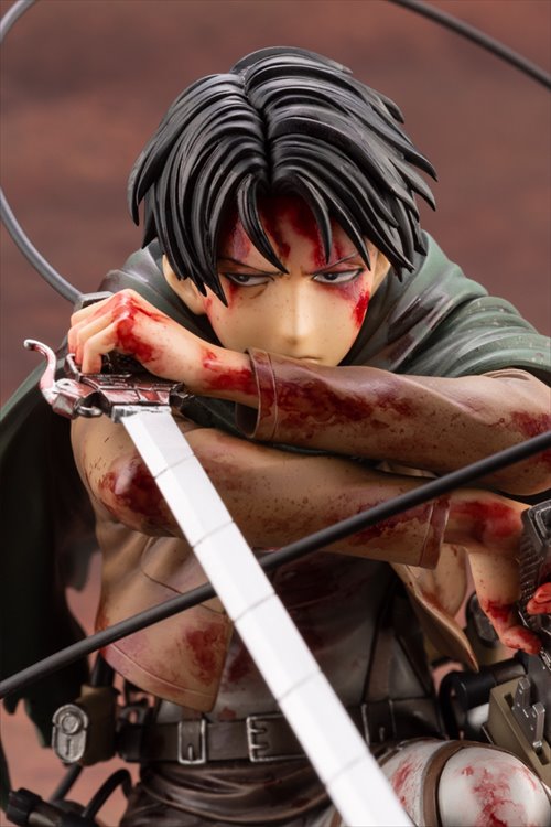 Attack On Titan - Levi Fortitude Ver. Artfx J PVC Figure