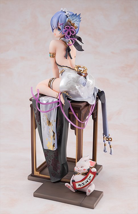 Re:Zero -1/7 Rem Graceful Beauty Ver. PVC Figure