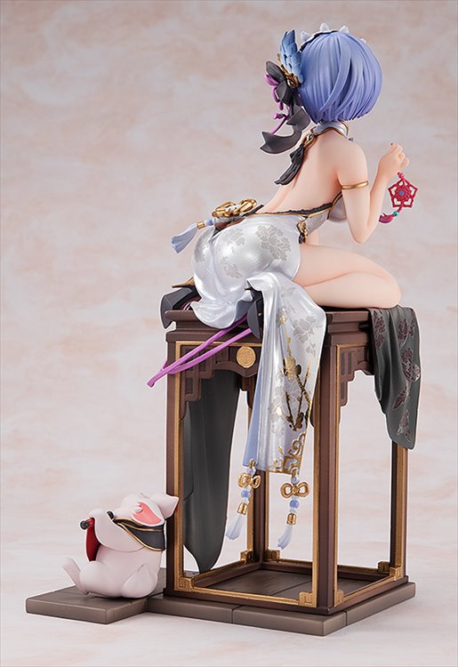 Re:Zero -1/7 Rem Graceful Beauty Ver. PVC Figure