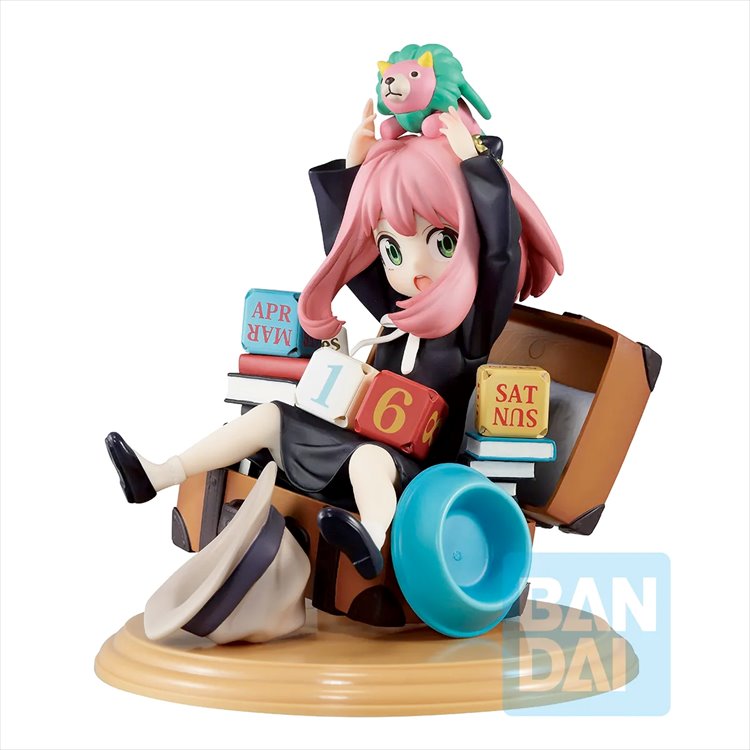 Spy x Family - Anya Forger with Block Calendar Ichibansho Figure